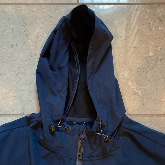 Swiss Tech Men’s size XL Hooded Jacket Navy Blue color Like New Condition - Picture 4 of 4